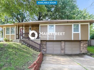 300 SE Moreland School Rd, Blue Springs, MO 64014