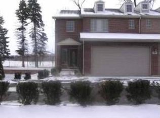 321 E Highland Ave, Mount Prospect, IL 60056