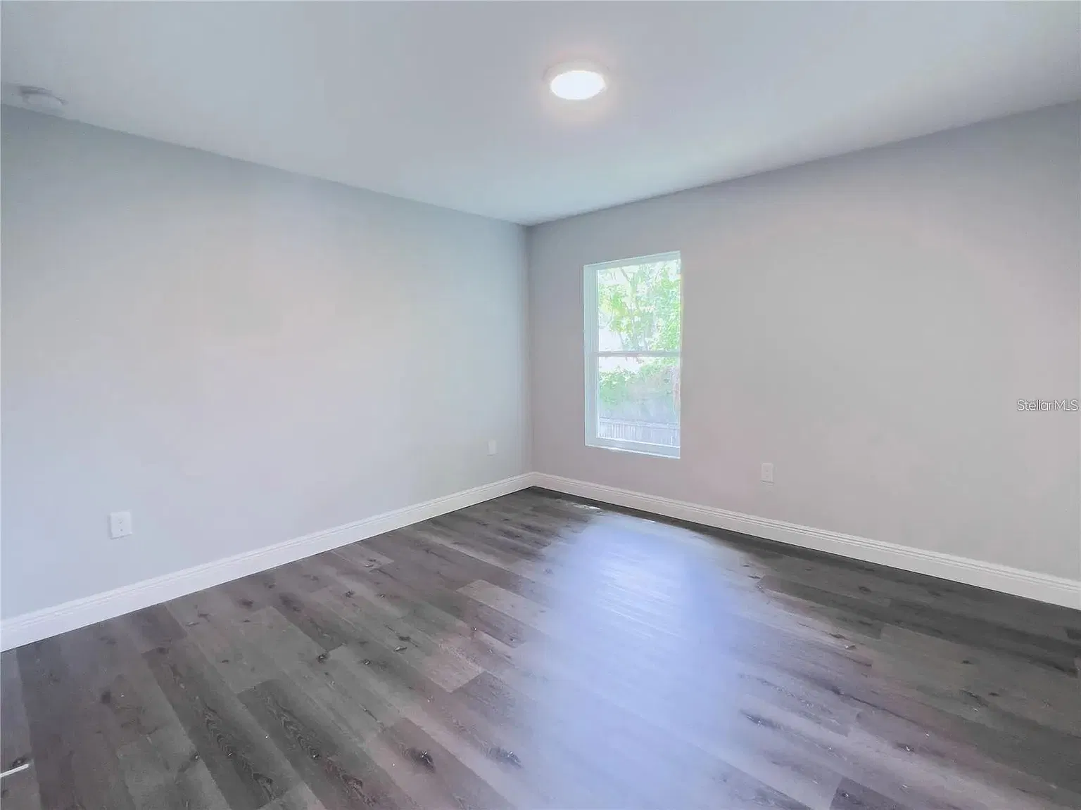 3 bed, 1270 sqft, $1,750 — Photo 4