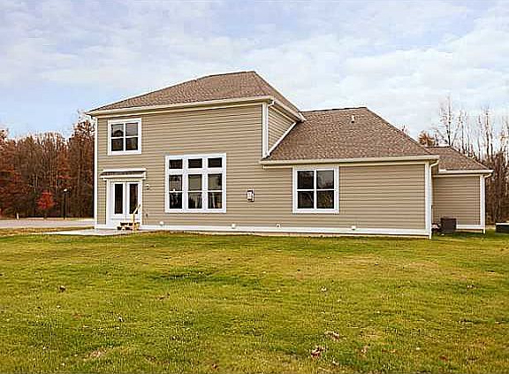 3rd image of 7964 Banker Dr