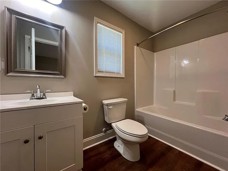 19 Myrtle Dr — Photo 7