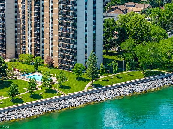 2nd image of 500 Green Rd #1118