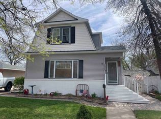 1111 Lake Ave, Willow Island, NE 69138
