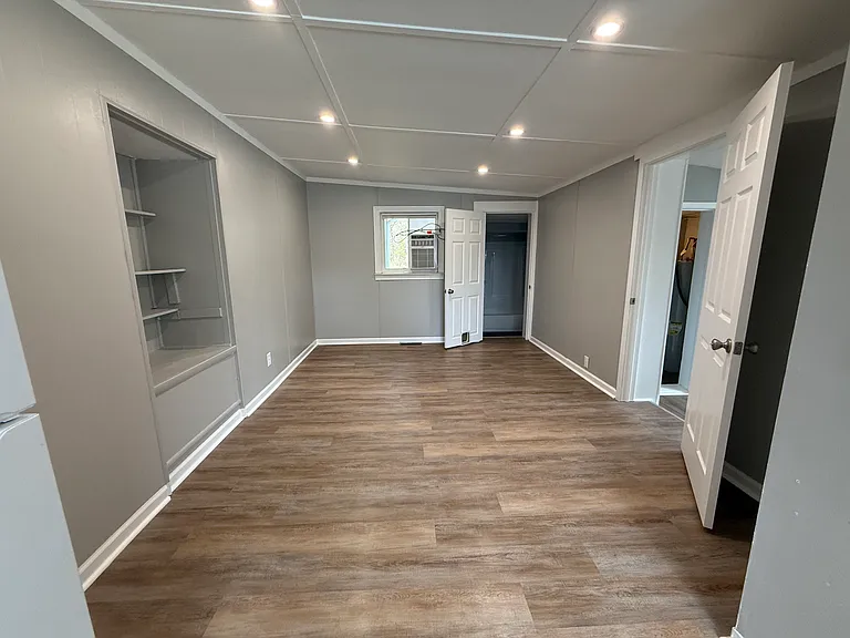 1310 E Highland Rd #S — Photo 8