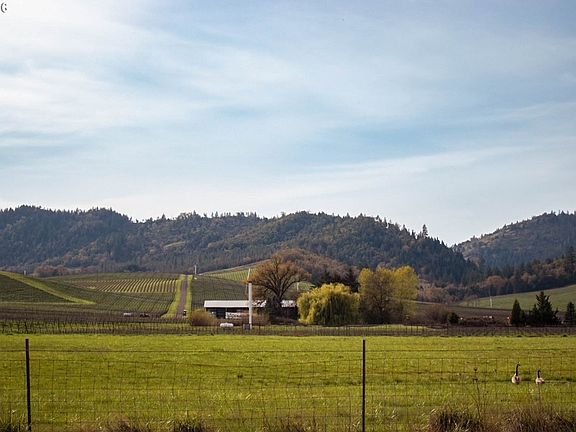 2nd image of 0 NW Brockway Rd