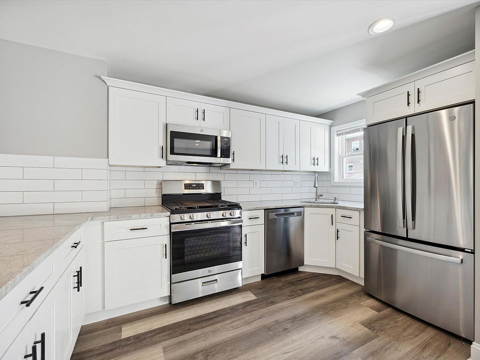 1st image of 3776 Bandon Dr