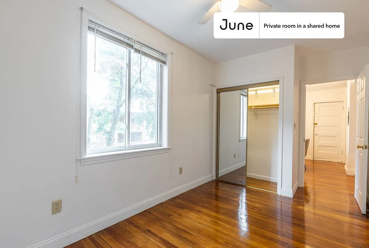 Photo 2 of 16 - 41 Egremont Rd #D - Boston, MA Building Photo - 41 Egremont Rd #D