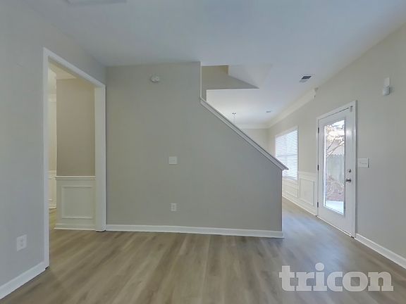 2nd image of 107 Mercer Ln