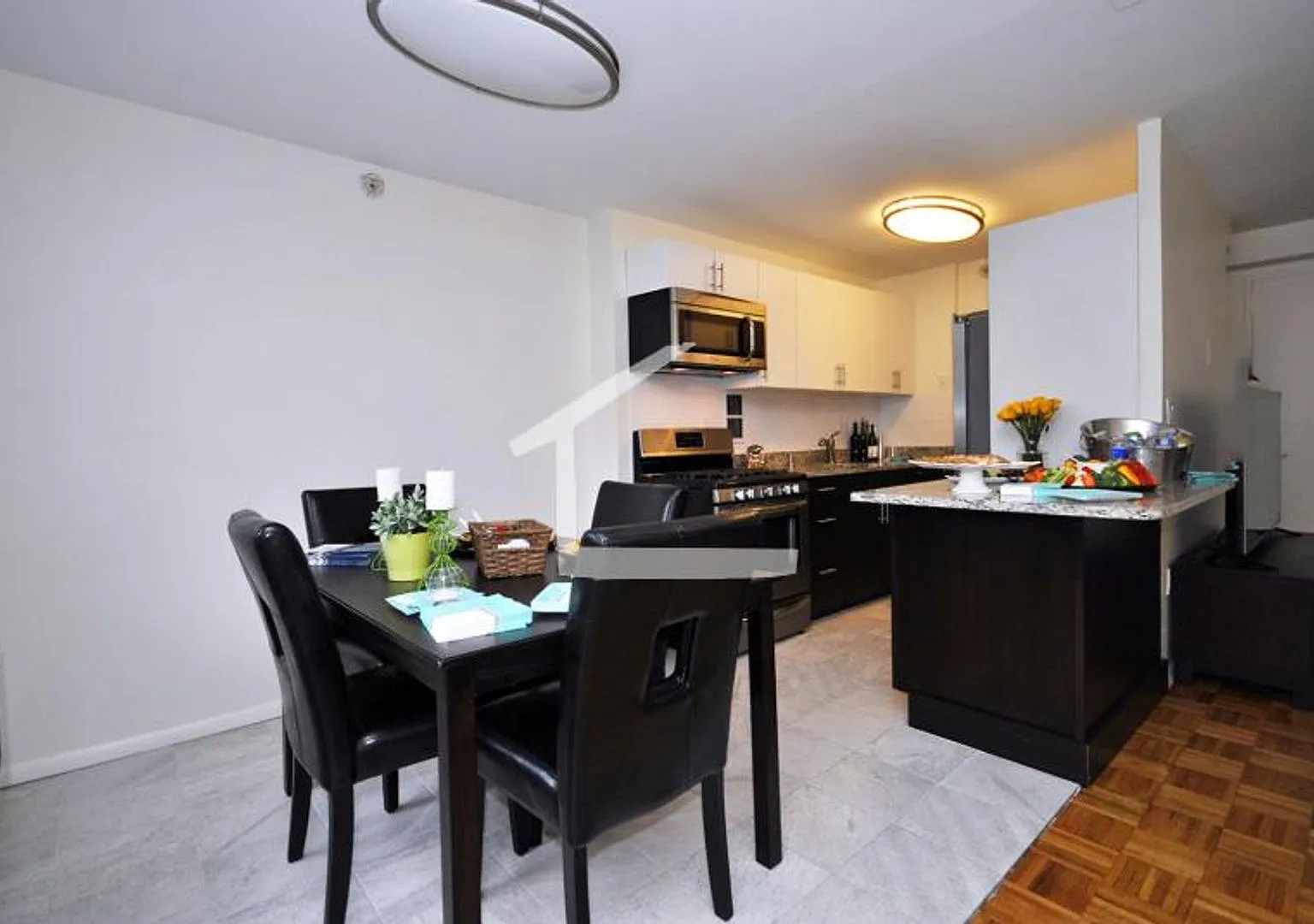 Modern 2-Bedroom In Coolidge Corner | Two Months Free — Photo 4