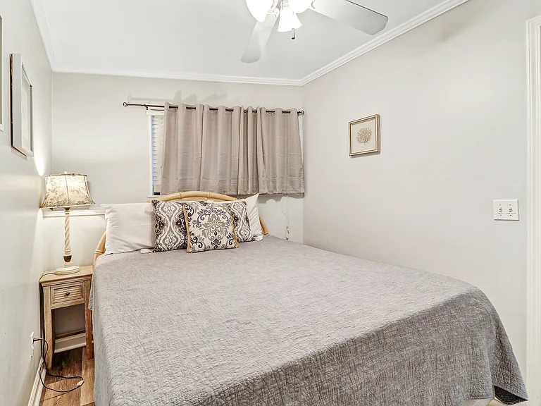 23 S Forest Beach Dr #142 — Photo 11