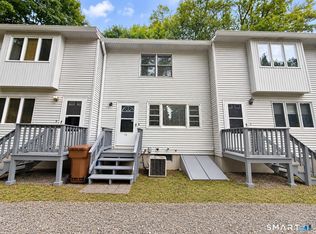 73 Roberts St, Shelton, CT 06484