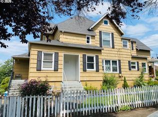 902 Jefferson St, Oregon City, OR 97045