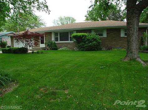 1st image of 5563 W Hiawatha Ln