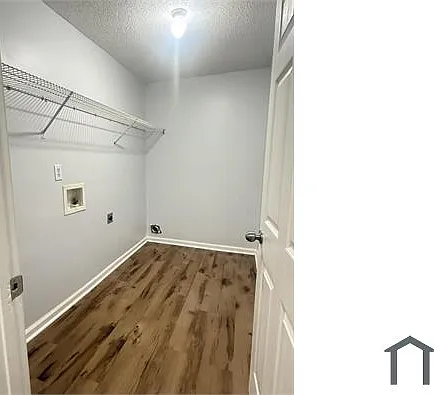 977 Garrison Ct — Photo 26