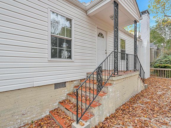 2nd image of 31 Meyers Ct