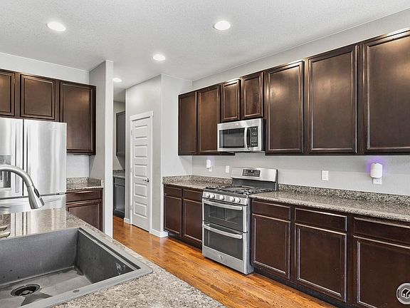 3rd image of 2222 75th Ave