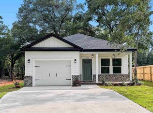 2938 McCarty Ave, Crestview, FL 32539