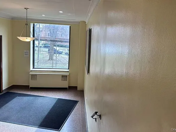 15011 72nd Rd APT 6F, Kew Gardens Hills, NY 11367