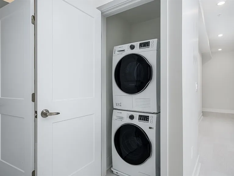 1540 N Shore Rd #101 — Photo 6