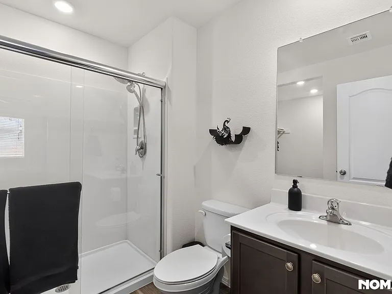 985 Berman St — Photo 22