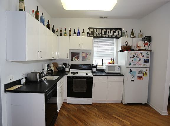 3rd image of 2518 N Ashland Ave APT 02R