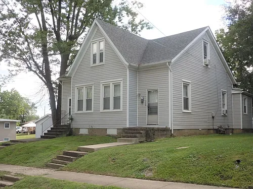 227 S Chestnut St Photo 1