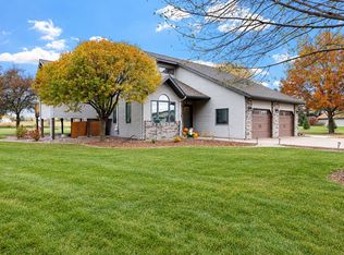 N1407 Meadow Ln, Merrill, WI 54452