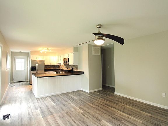 Open Floor Plan!