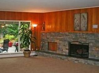 17333 4th Ave SW, Normandy Park, WA 98166