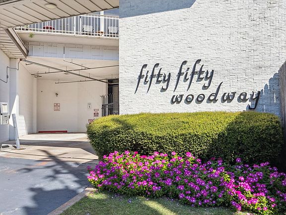 2nd image of 5050 Woodway Dr APT 2D
