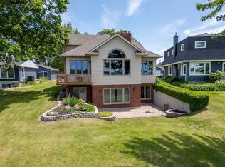 2827 Saint Clair Pkwy, Saint Clair, ON N0P 2H0