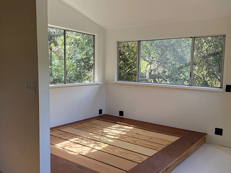 19475 Grand View Dr — Photo 17