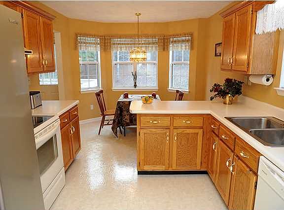 2nd image of 317 Middle View Dr