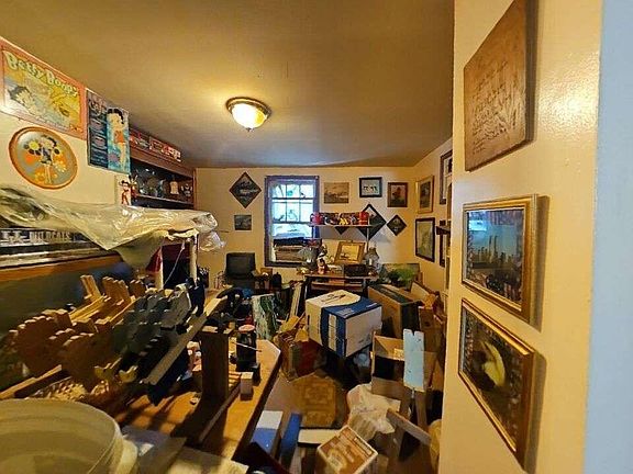 5th image of 301 Harrison Ave