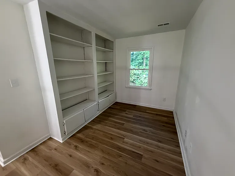 9412 Dominion Blvd — Photo 33