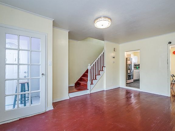 4th image of 110-12 172nd St