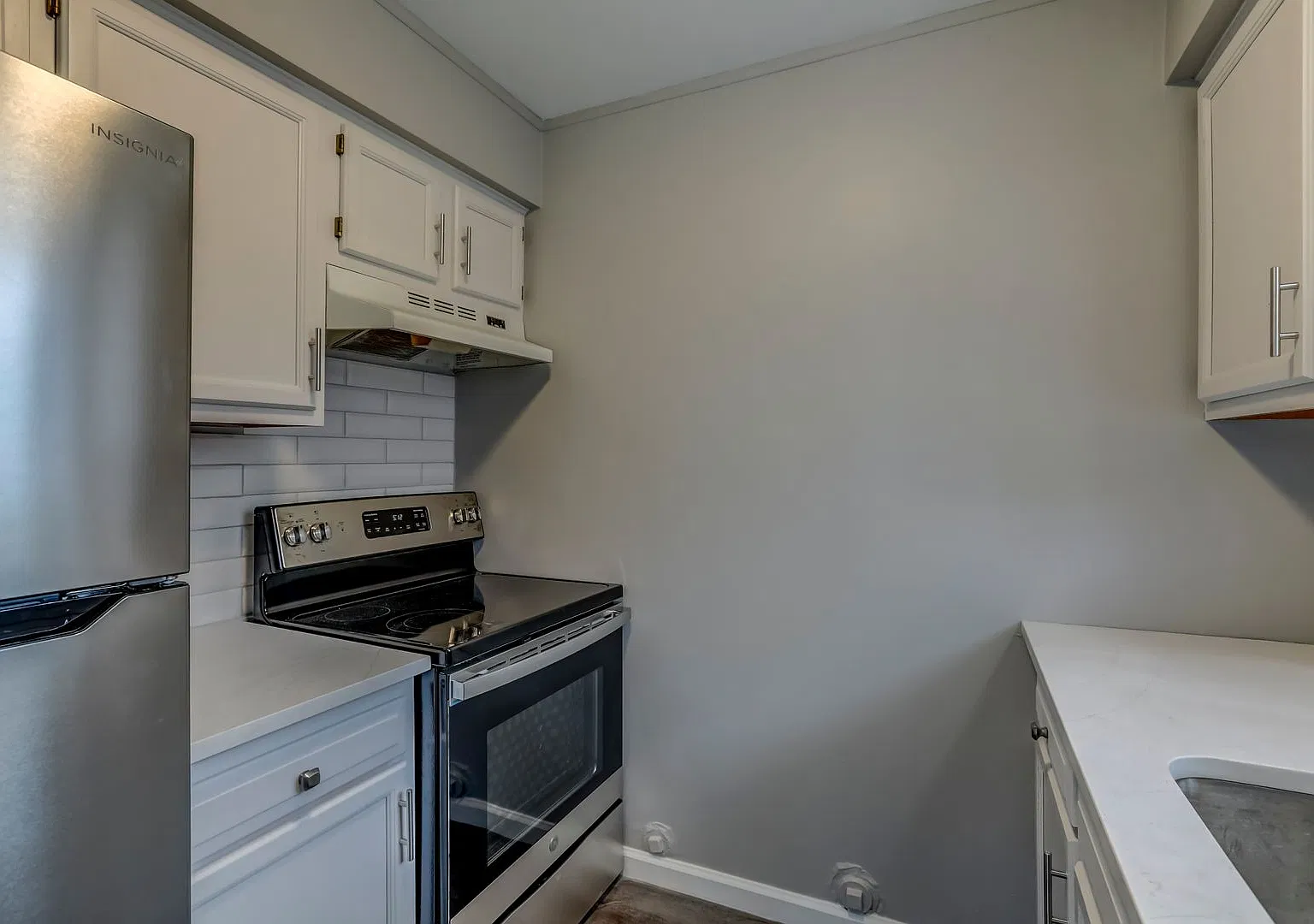 2155 Decker Rd — Photo 2