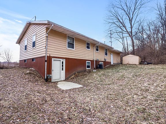 4th image of 2326 Pioneer Dr