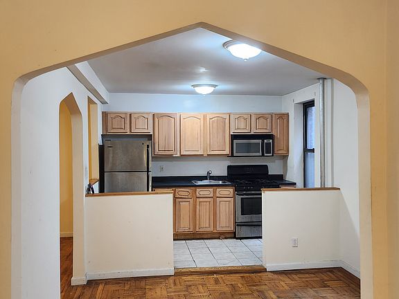 5th image of 115 E 116th St APT 3F
