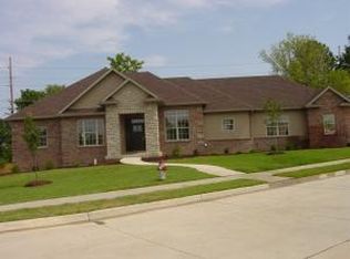 3913 Gailcrest Dr, Columbia, MO 65203