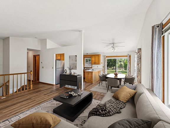 2nd image of 8464 253rd St