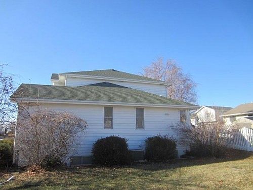 5th image of 400 W Chadderton Dr