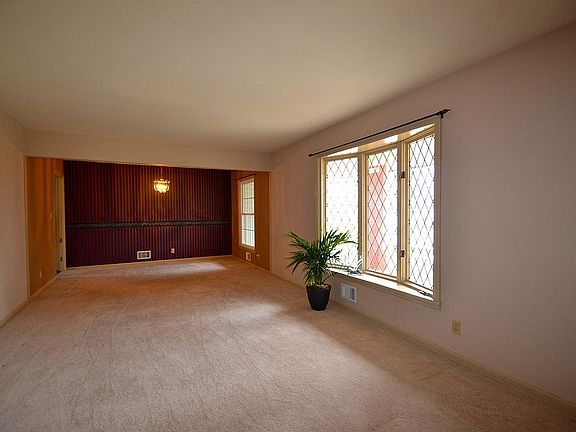 2nd image of 5124 Pleasant Ave