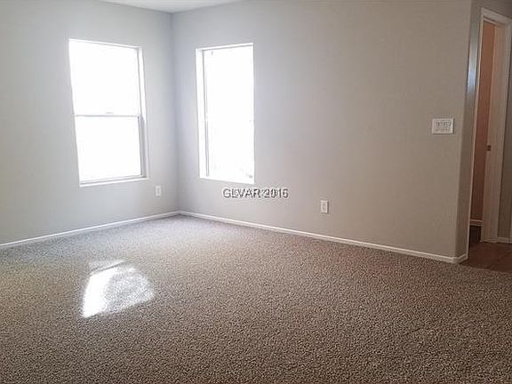3rd image of 667 Shadwell St #0