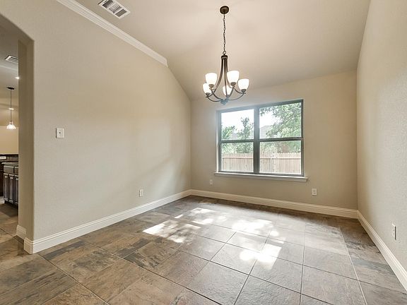 5th image of 600 Zachary Dr