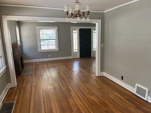 2nd image of 5543 Tracy Ave
