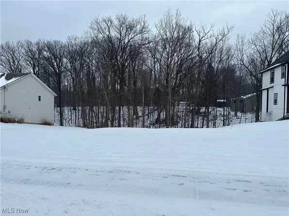 Rockefeller Rd, Wickliffe, OH 44092