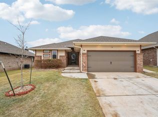 8329 NW 161st Ter, Edmond, OK 73013