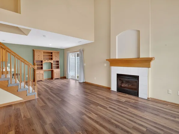 7425 Wistful Vista Dr Unit 204, West Des Moines, IA 50266