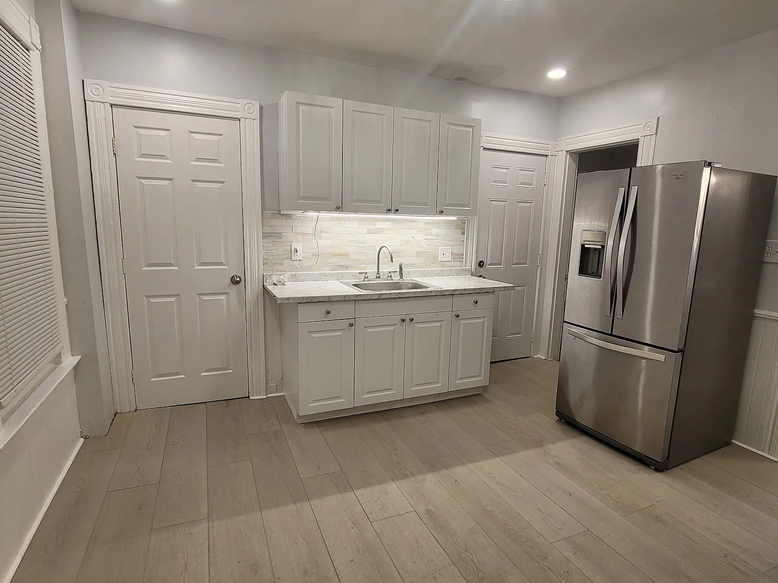 502 Winchester Ave — Photo 2